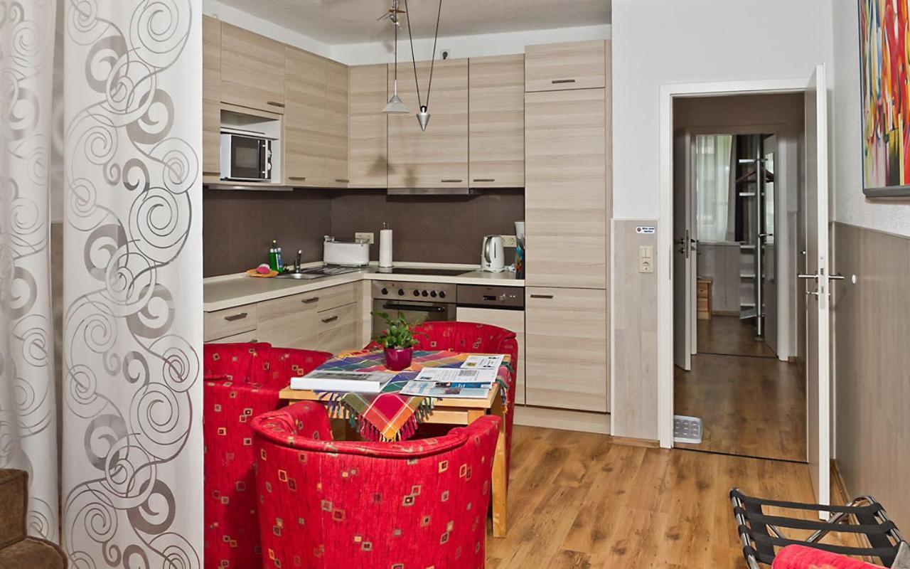 H&H Apartments Im Herzen Der Stadt Teilweise Mit Balkon Ruhig Zentral Modern Mit Kueche Γκράιφσβαλντ Εξωτερικό φωτογραφία