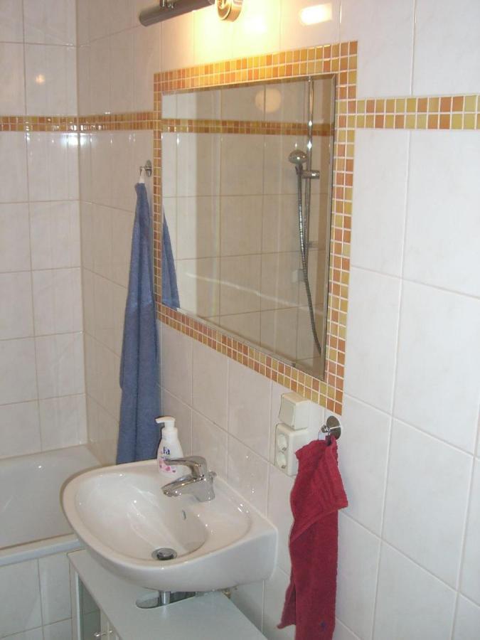 H&H Apartments Im Herzen Der Stadt Teilweise Mit Balkon Ruhig Zentral Modern Mit Kueche Γκράιφσβαλντ Εξωτερικό φωτογραφία